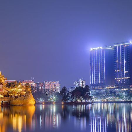 מלון Wyndham Grand יאנגון מראה חיצוני תמונה